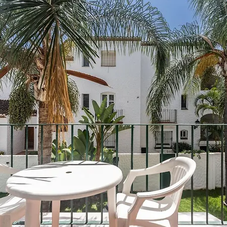 9b Allyson Apartment Estepona